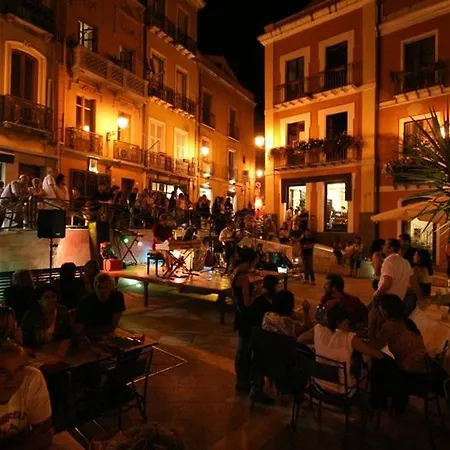 Apartamento Central! Terrace! Easy Parking! *