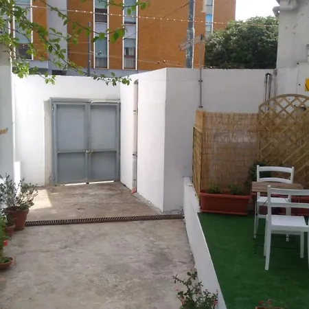 Central! Terrace! Easy Parking! Apartmán Cagliari
