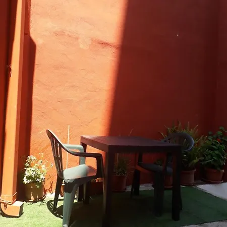 Central! Terrace! Easy Parking!